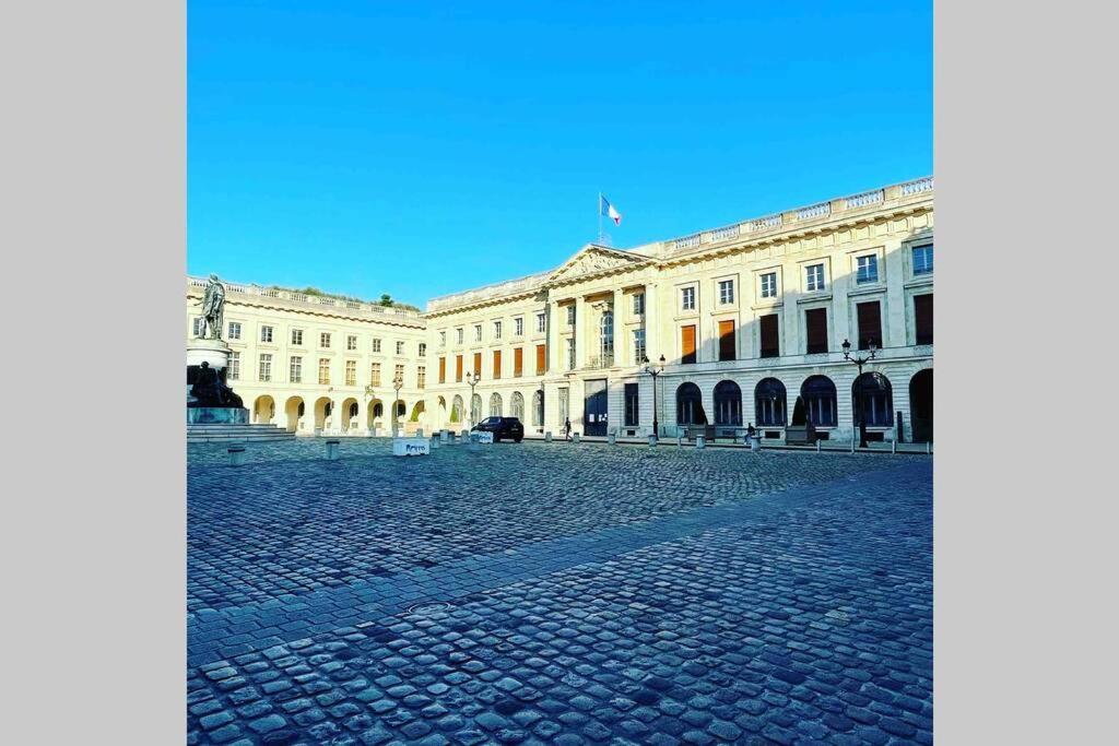 Superbe Loft 100M2 Proche Cathedrale Avec Parking Leilighet Reims Eksteriør bilde