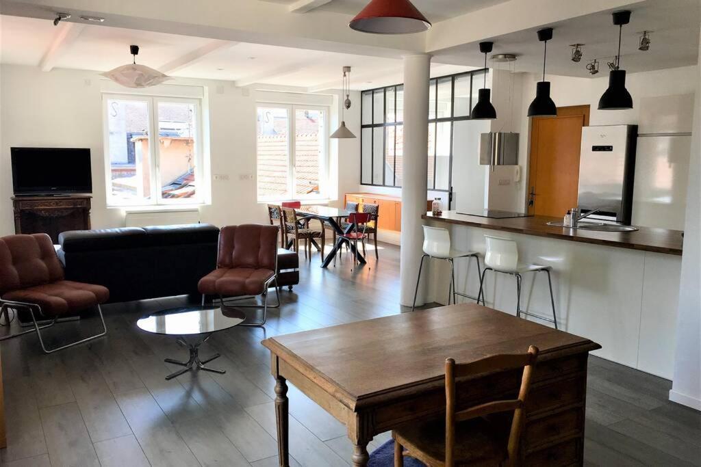 Superbe Loft 100M2 Proche Cathedrale Avec Parking Leilighet Reims Eksteriør bilde